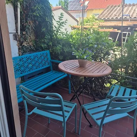 Modernes City-apartement - 6 Gaeste Weingarten (Wuerttemberg)